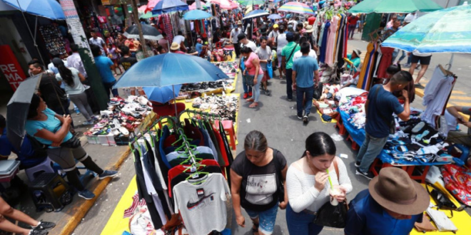 La informalidad es uno de los principales desafíos de la economía dominicana